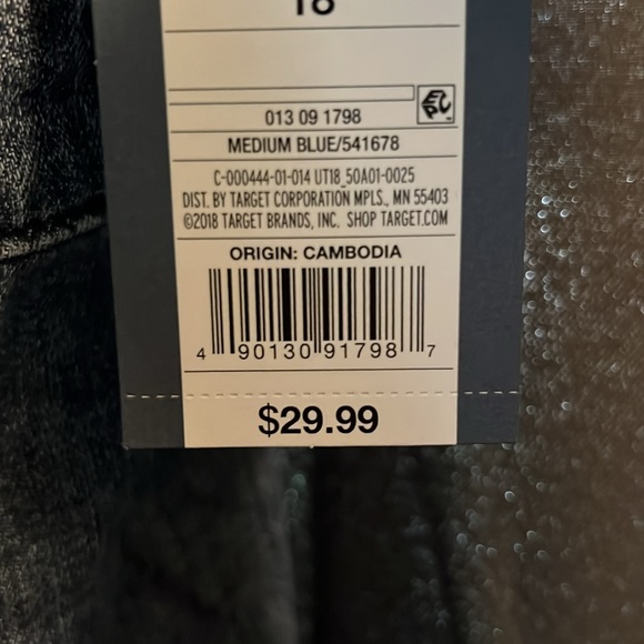 Universal Thread goods co. - Picture 5 of 5